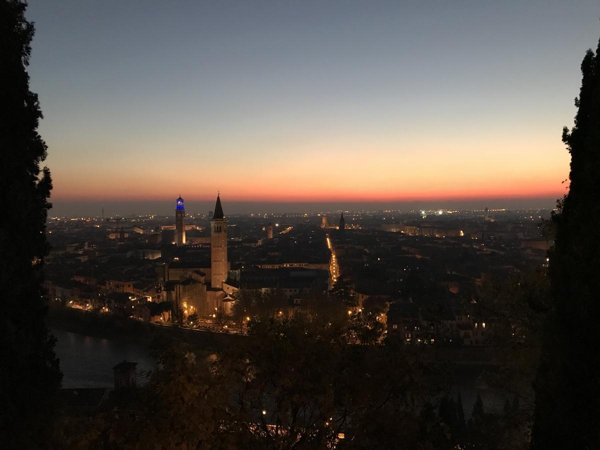 Ai Giardini Rooms -Vicino Ospedale Borgo Trento E Centro Storico Верона Экстерьер фото